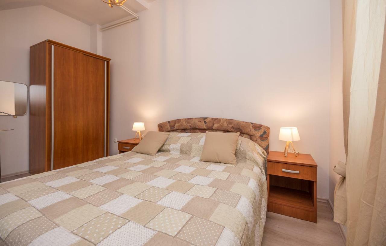 Apartments Kekel Biograd Na Moru Exterior foto